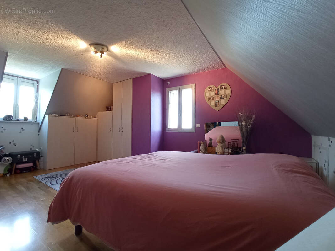 Maison à LE NEUBOURG