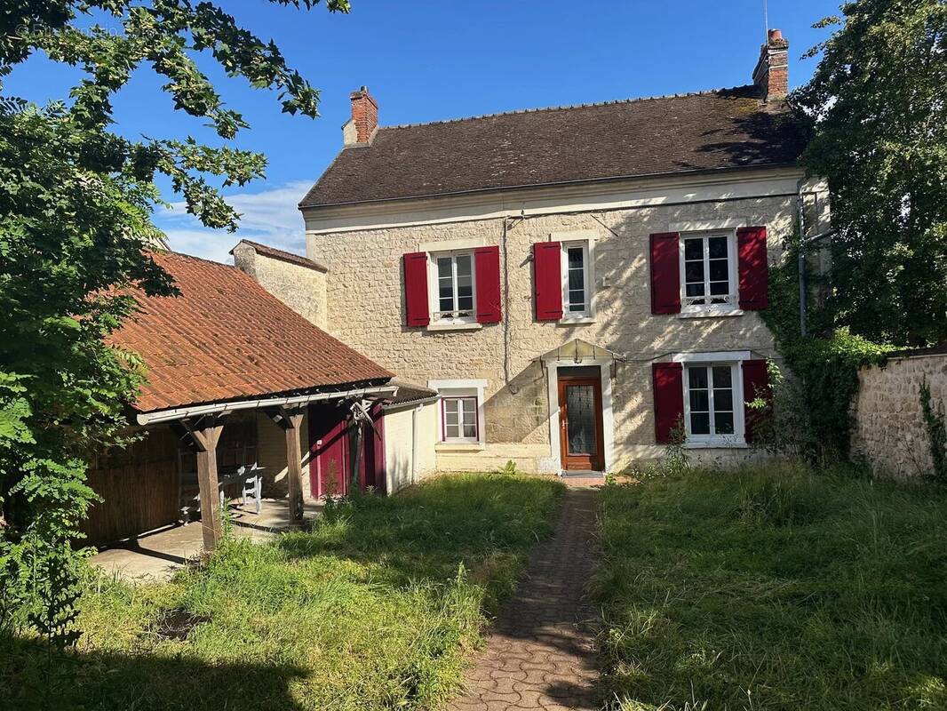 Maison à CHAMPAGNE-SUR-OISE