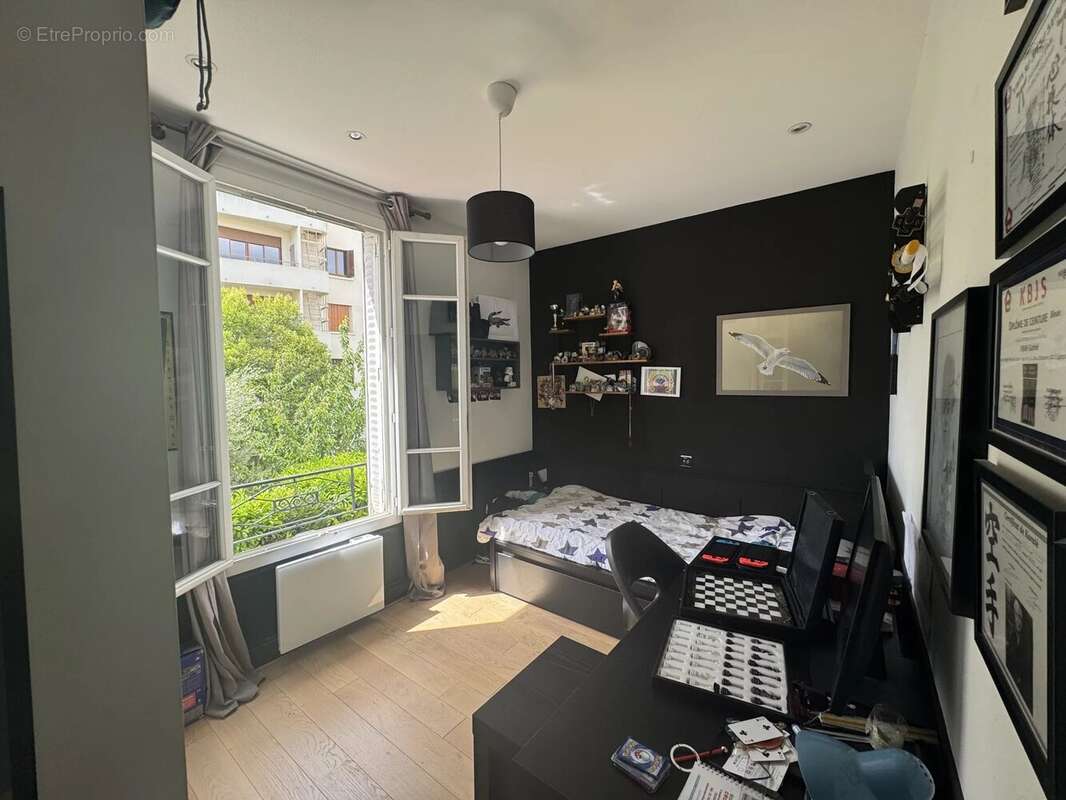Appartement à SURESNES