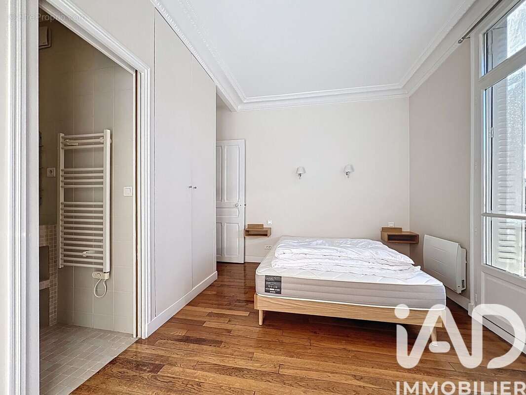 Photo 6 - Appartement à SURESNES