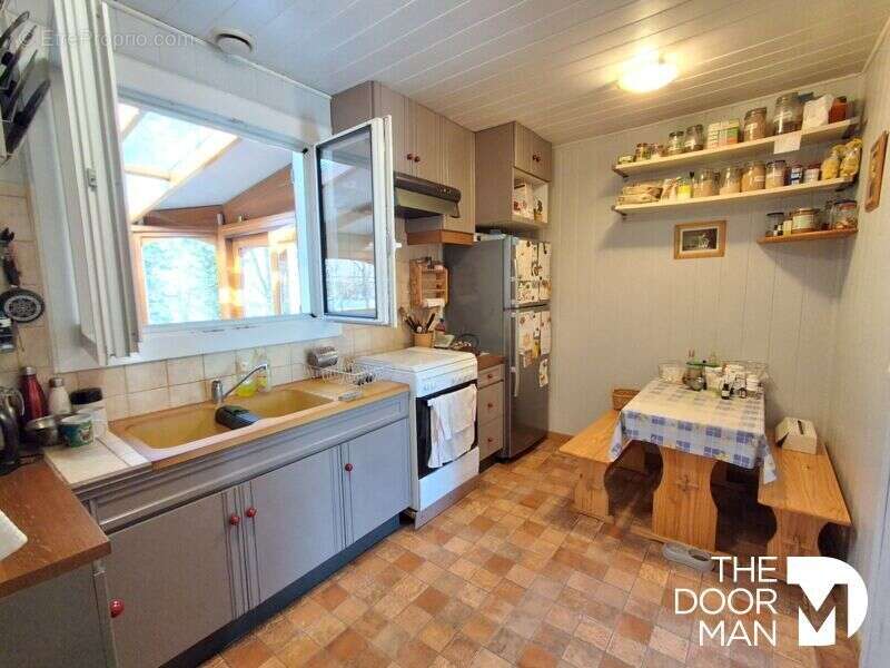 Maison à LE PERRAY-EN-YVELINES