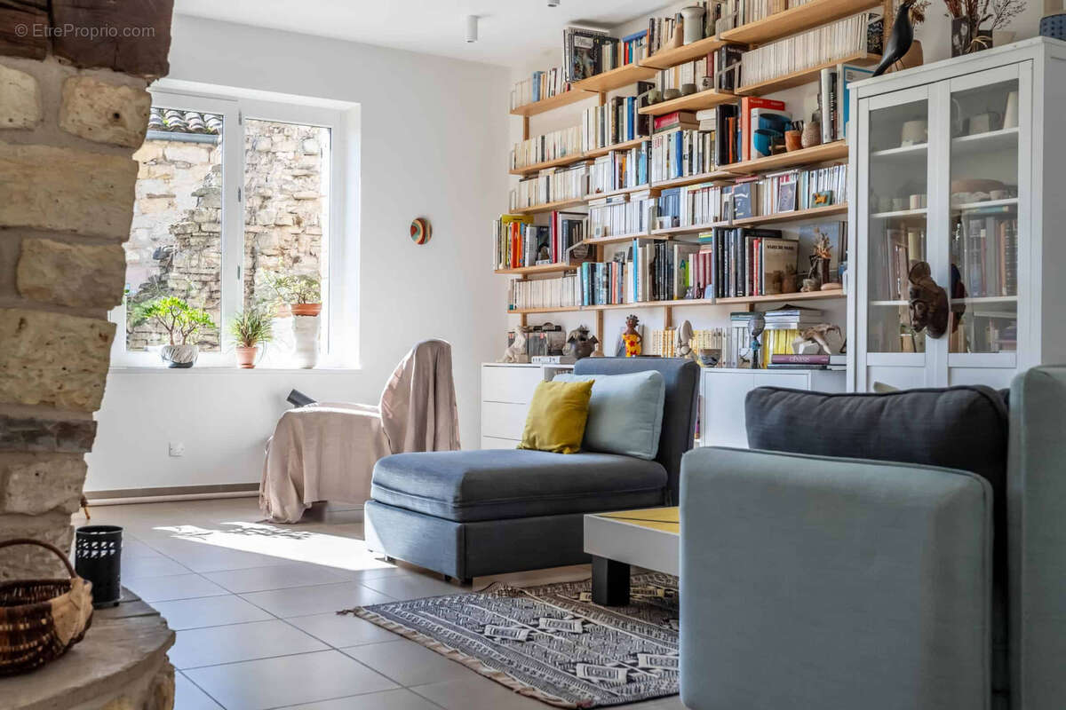 Maison de village avec atelier, annexe et jardin - photo 10