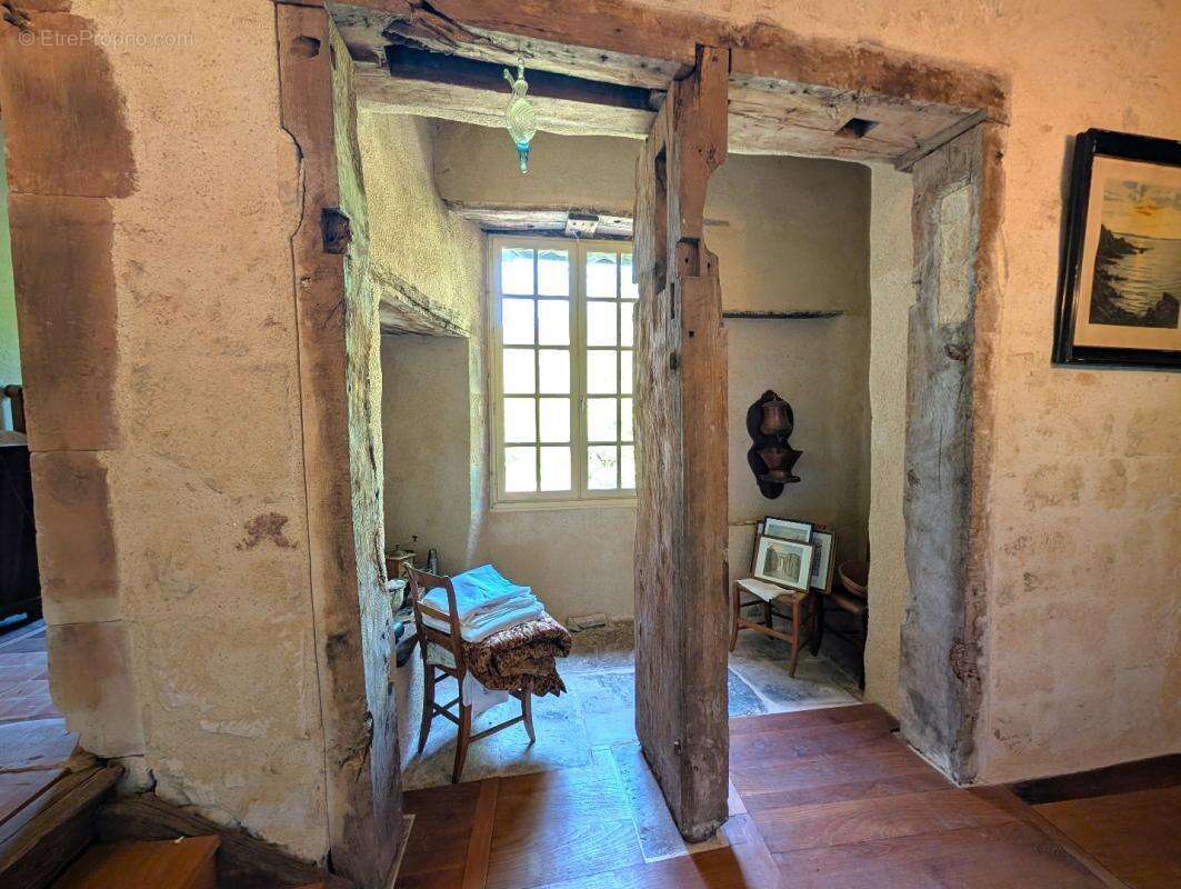 Maison à MARCILLAC-VALLON