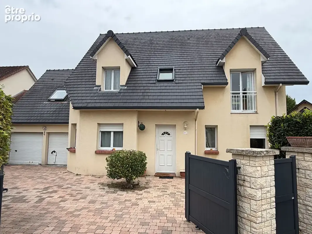 Maison à CLEON