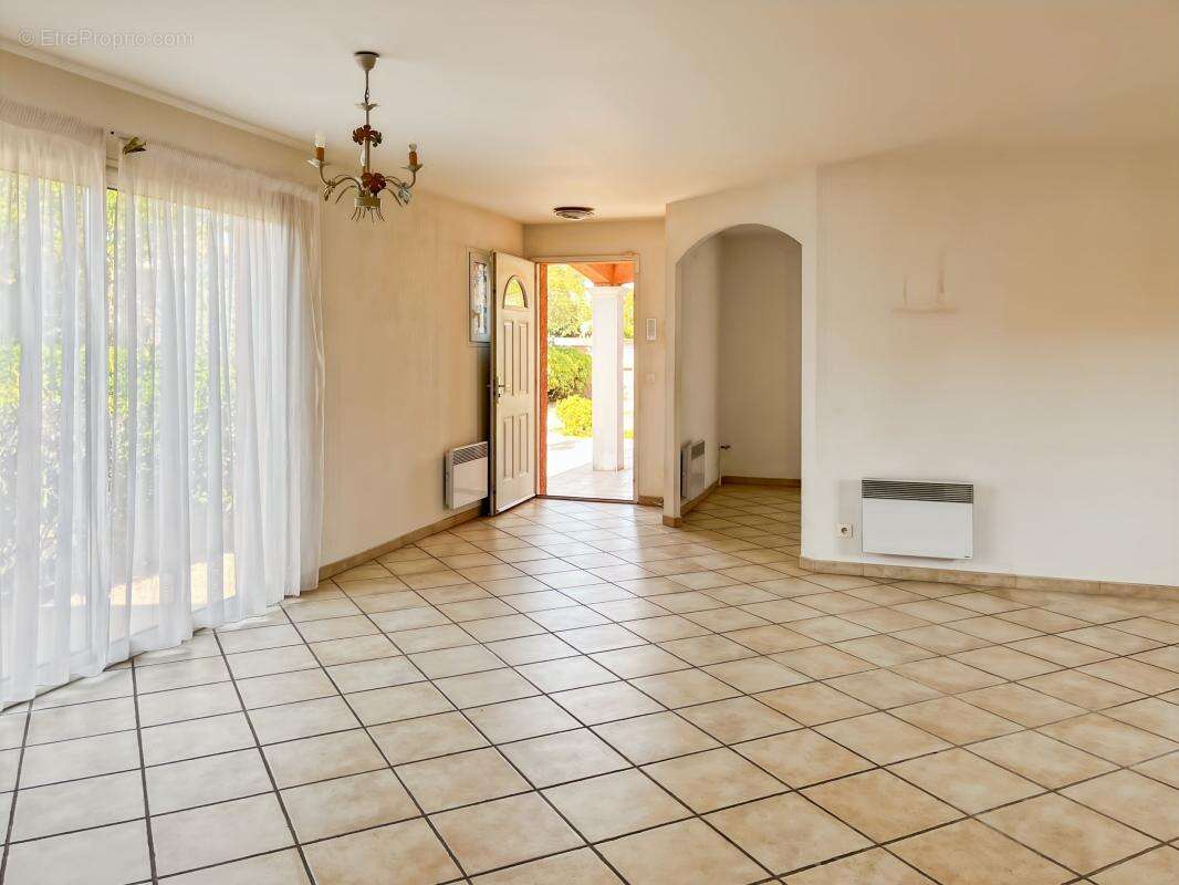 Vente villa T4 de plain pied à Marseillan cœur de ville - photo 3