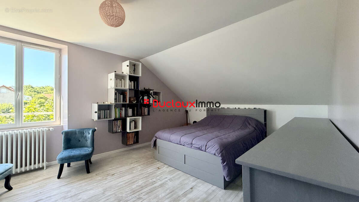 Maison individuelle de 132 m2 avec terrain exceptionnel de 1 590 m2 au cœur d’Ytrac - photo 8