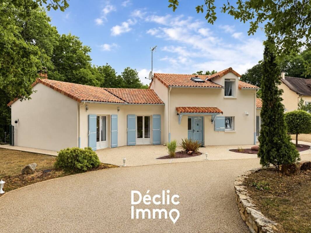Maison à VOUNEUIL-SOUS-BIARD