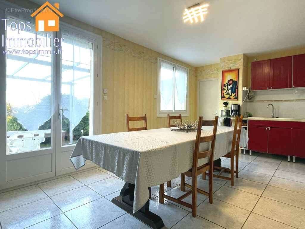 Maison à VILLEFRANCHE-DE-ROUERGUE