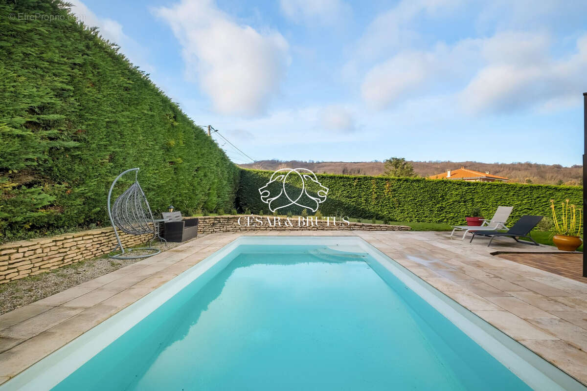 Maison 135 m² à Jardin  - photo 4