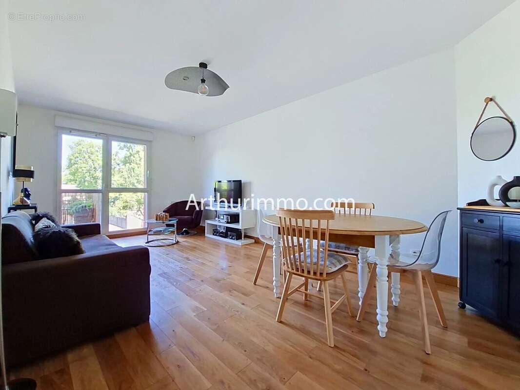 Appartement à BOISSY-SAINT-LEGER