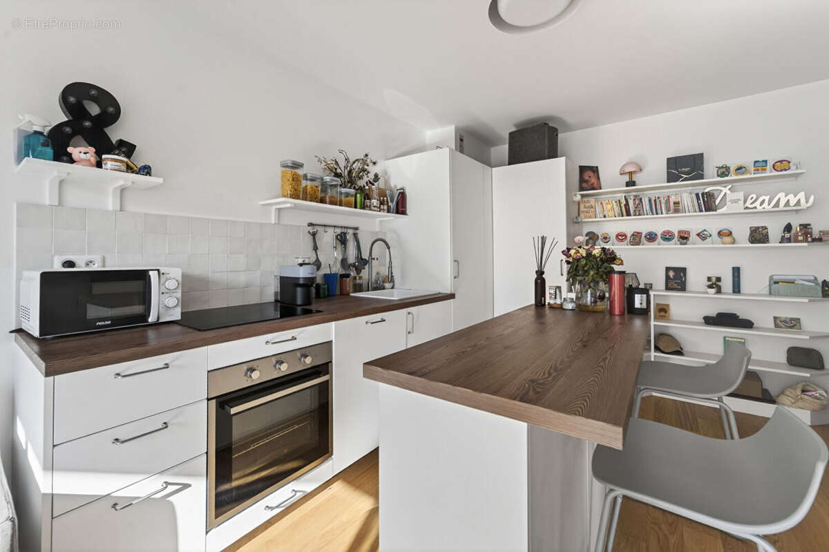 Appartement à PARIS-11E