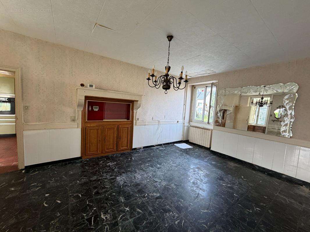 Maison à POUGUES-LES-EAUX