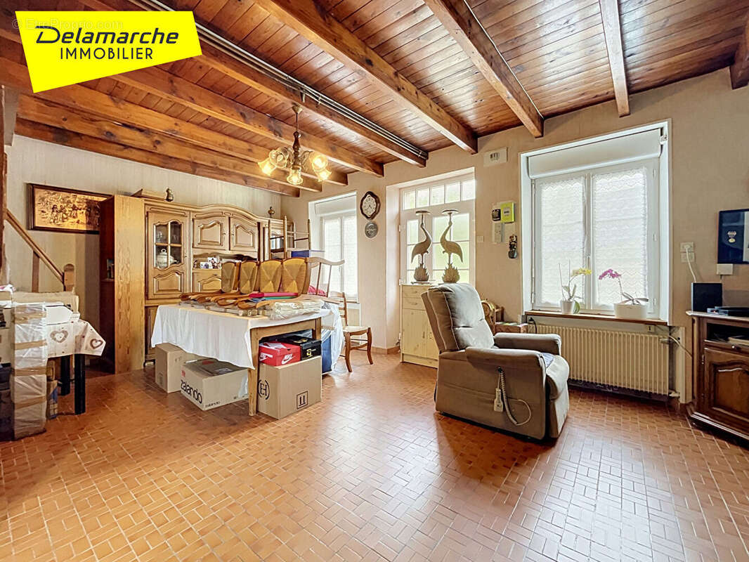 A VENDRE : Maison d'habitation en pierres en campagne à Sainte Cécile - photo 5