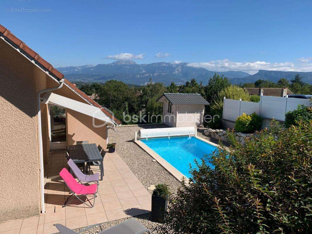 Maison à BEAUCROISSANT