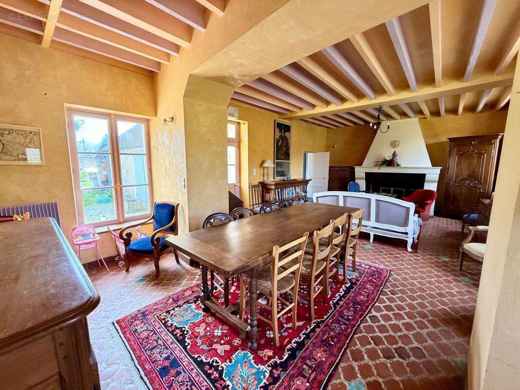 Maison à BURY