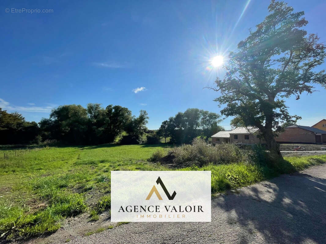 Terrain à SAINT-JEAN-ROHRBACH