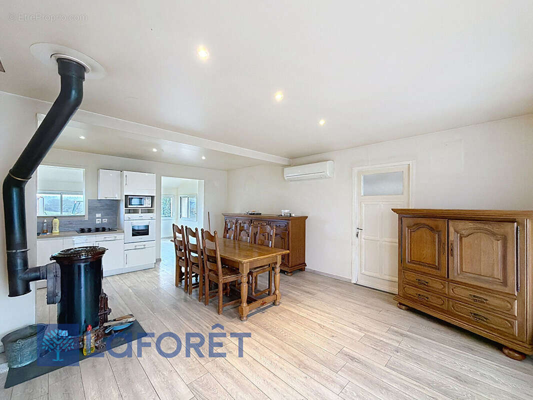 Maison à CONCHES-EN-OUCHE