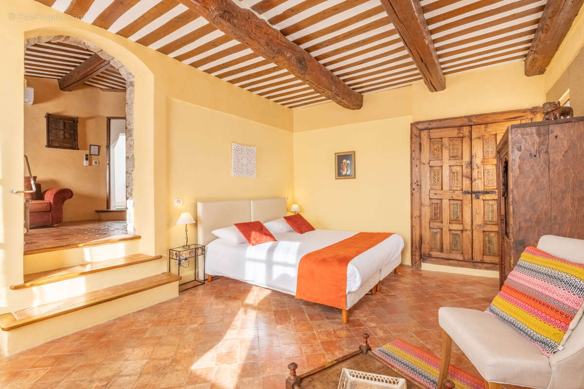 Maison à BUIS-LES-BARONNIES