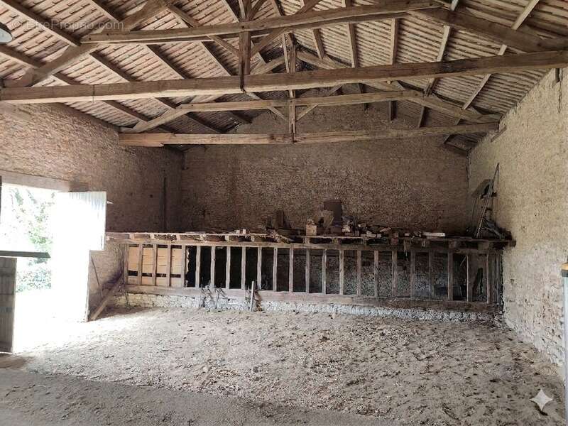 Grange à vendre 1 pièces VARAIGNES (24) - photo 11