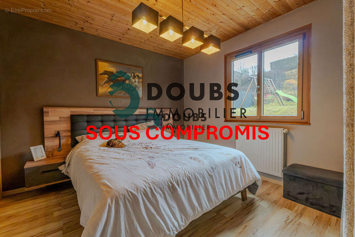 Maison à GRAND'COMBE-CHATELEU