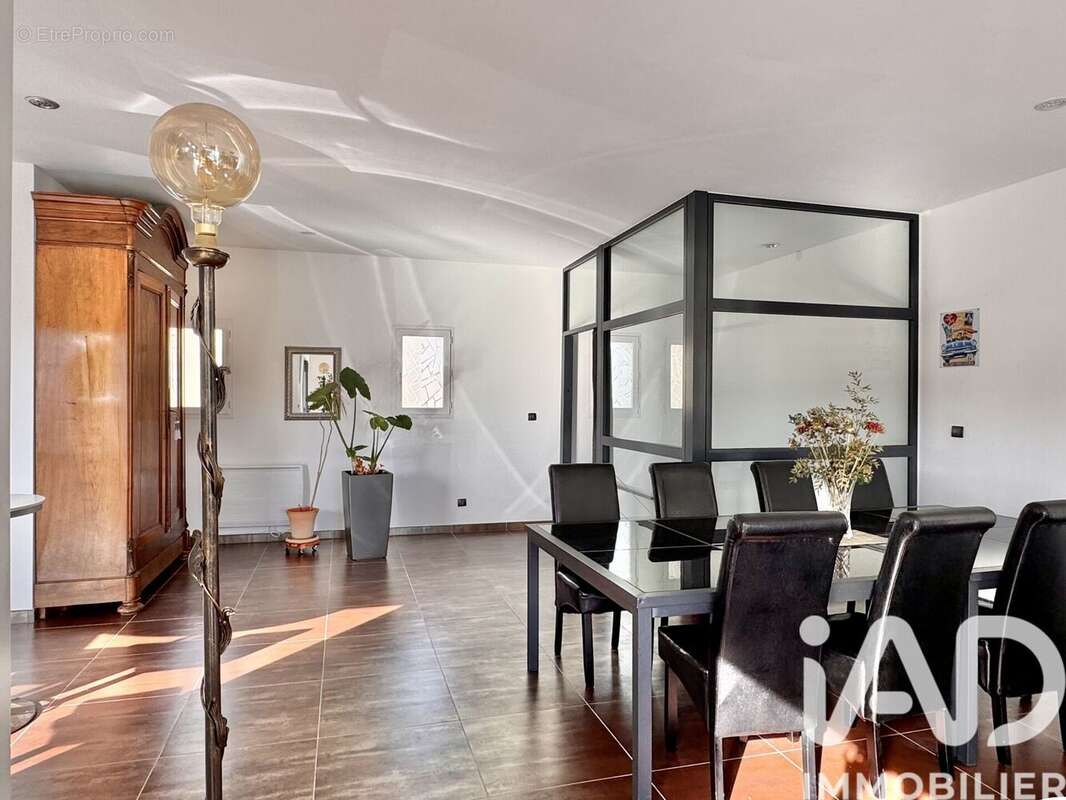 Maison 209 m² à Boucoiran-Et-Nozieres  - photo 5