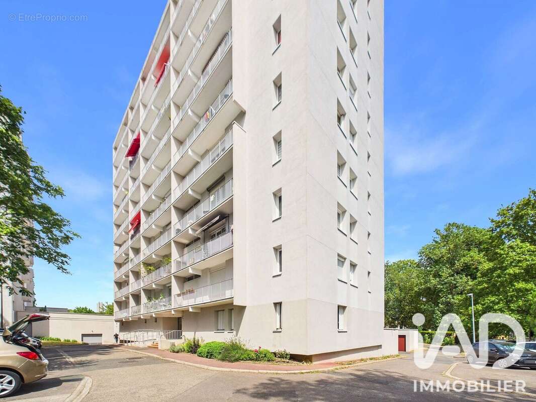 Appartement 47 m² à Montereau-Fault-Yonne  - photo 9