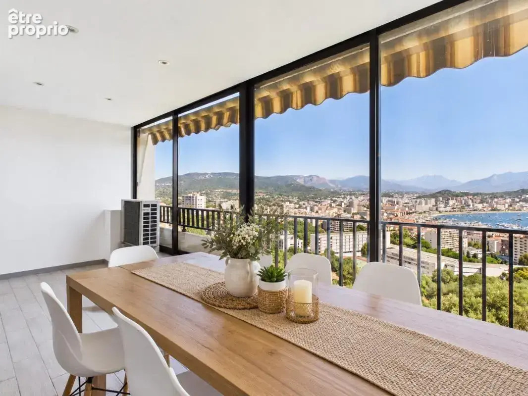 Appartement à AJACCIO