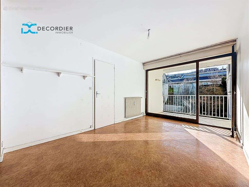 Appartement à EVIAN-LES-BAINS