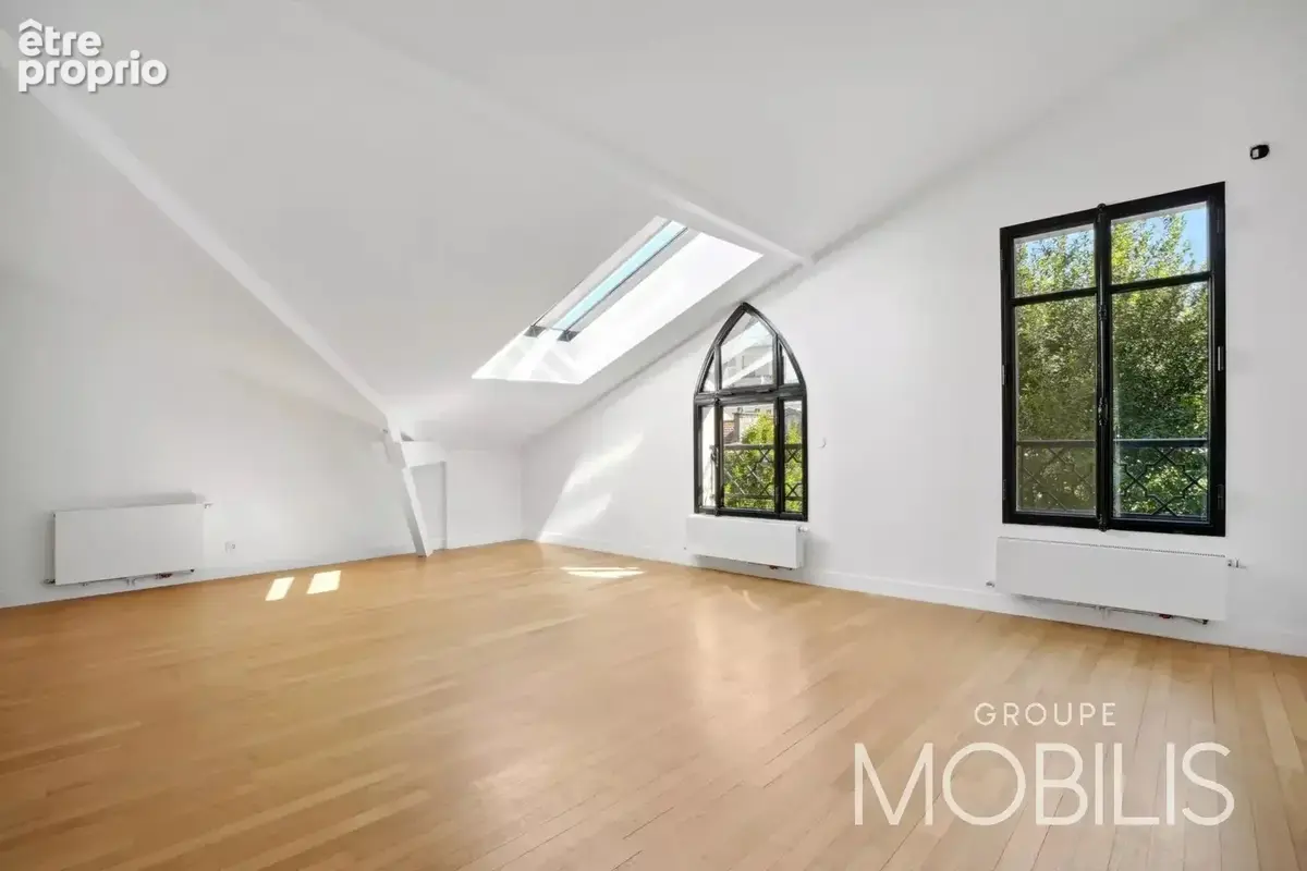 Exclusivité - levallois-perret - villa chaptal - maison familiale rénovée 5 chambres avec jardin, terrasse, balcons et piscine i - photo 4