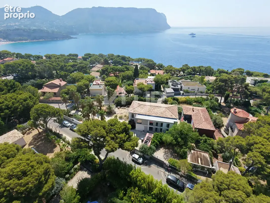 Terrain à CASSIS