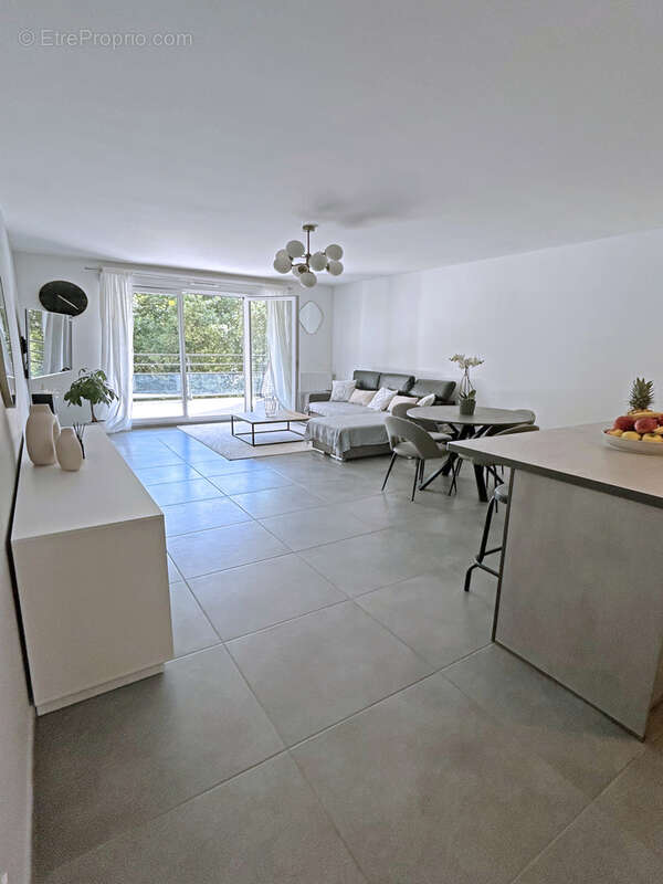 Appartement à CAGNES-SUR-MER