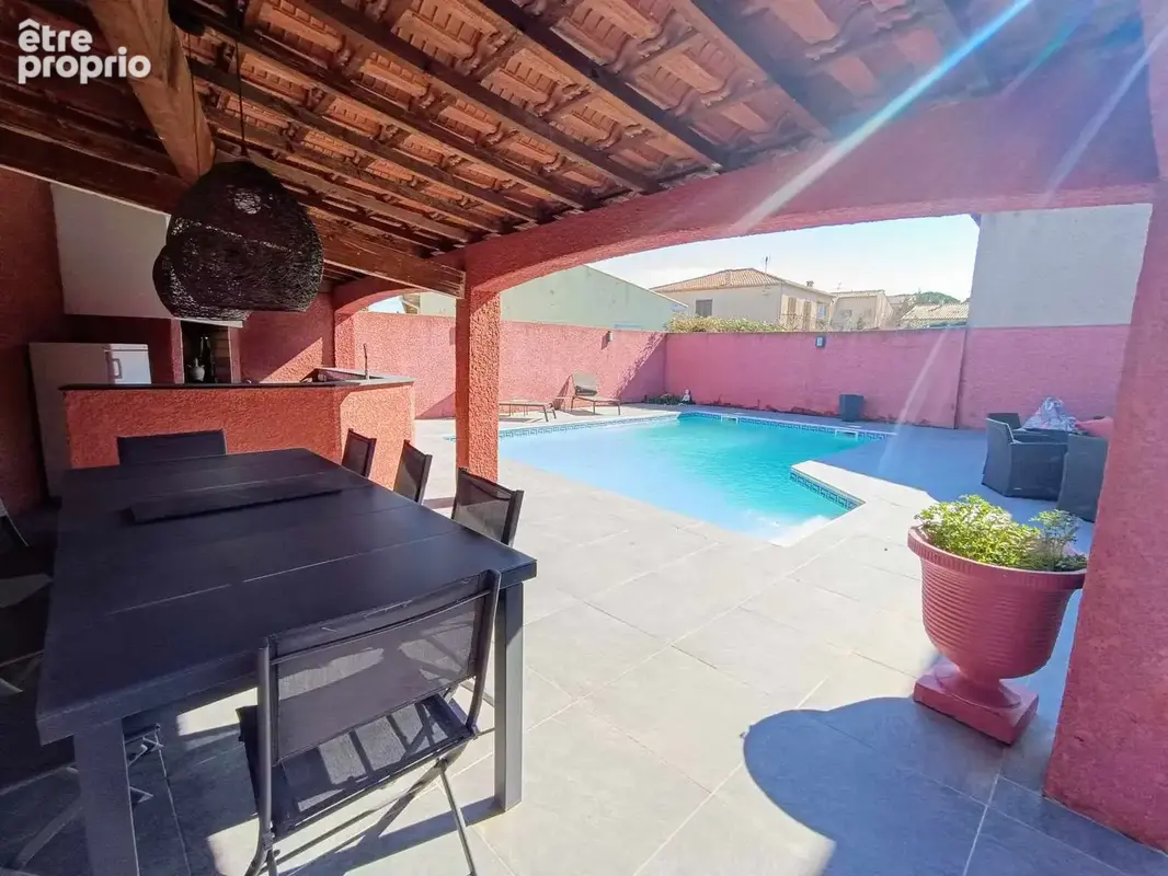 Vends maison rénovée de 90m2, 3 chambres, garage, piscine, R+1 à Maureilhan - photo 3