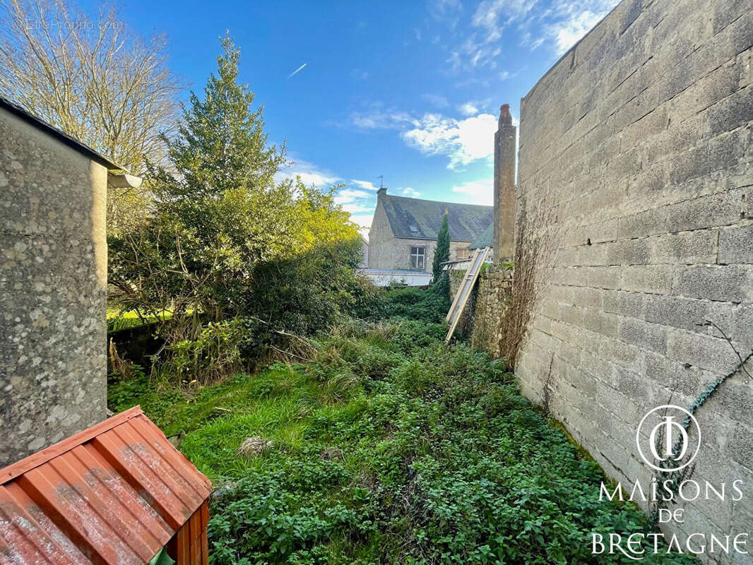Maison à QUERRIEN
