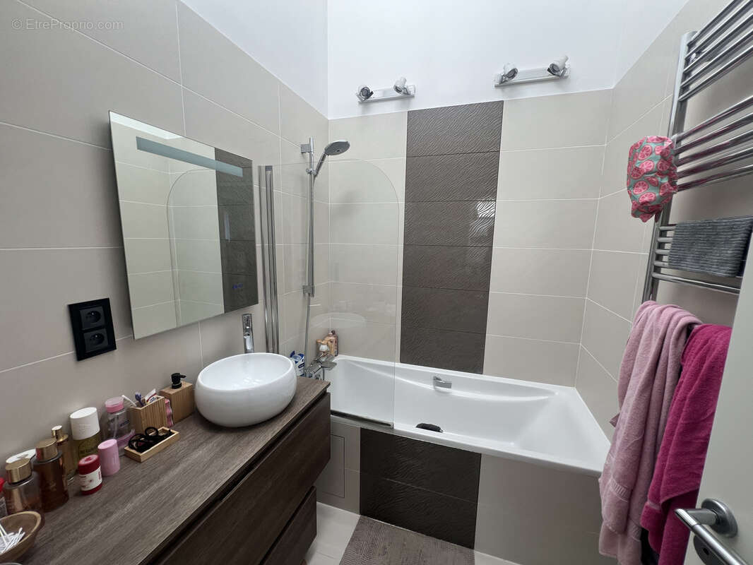 Maison à BRY-SUR-MARNE