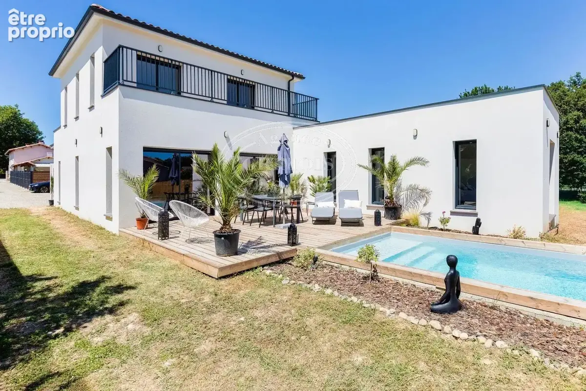 Photo Maison à Gratentour au prix de 559 000€
