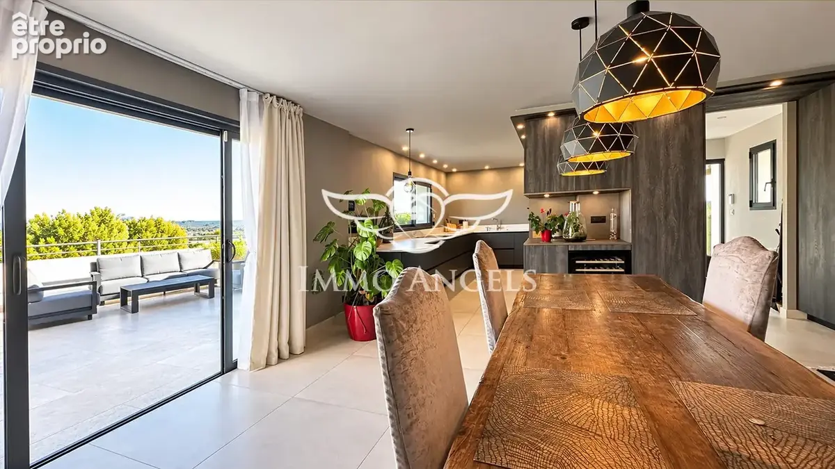 Maison 5 pièces 136 m² à vendre à Aramon (30390) - photo 5