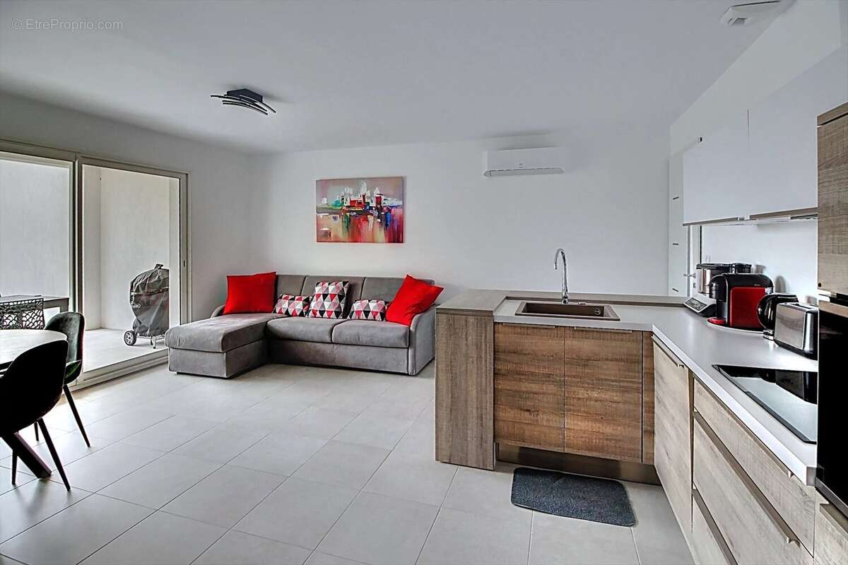 Maison à BAUDINARD-SUR-VERDON