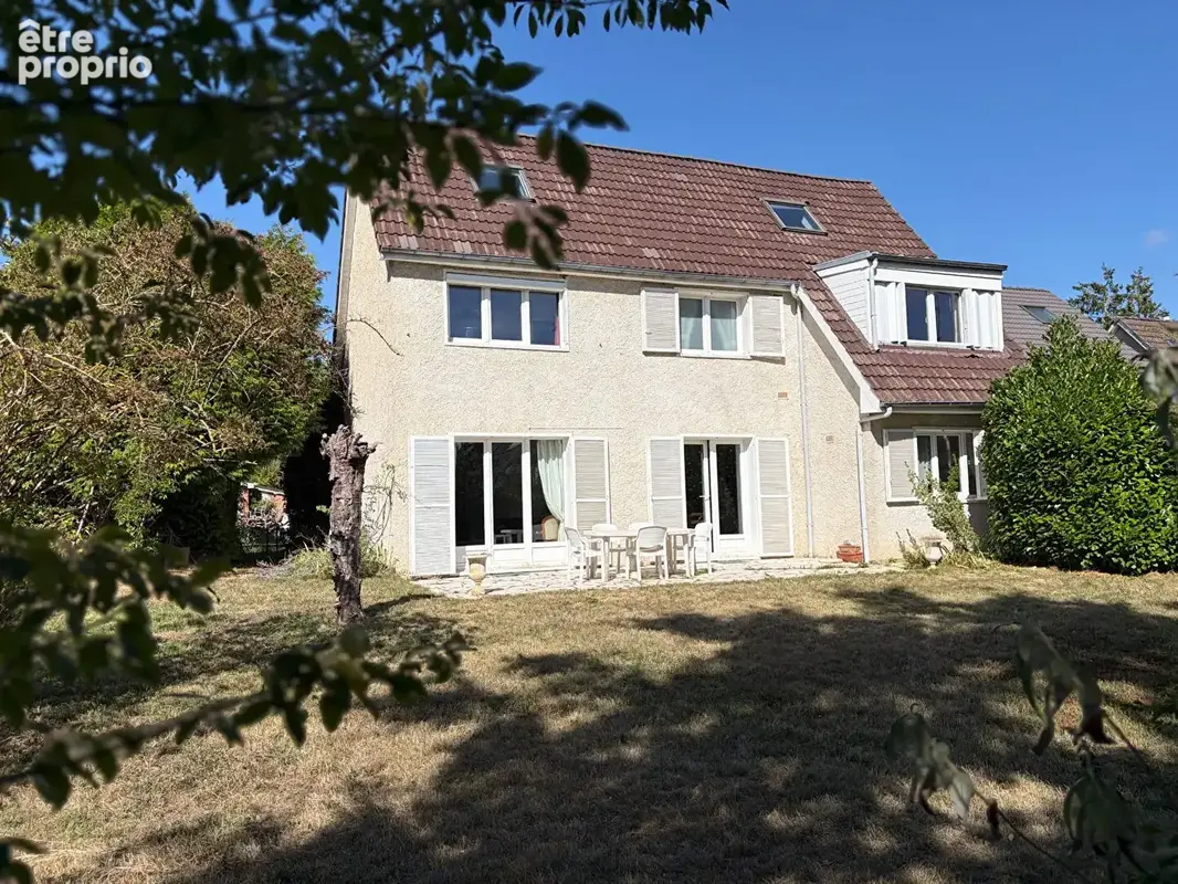 Maison à LES LOGES-EN-JOSAS