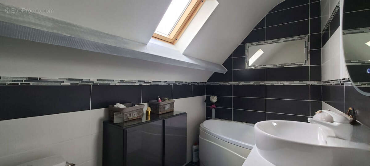 Maison à FONTENAY-EN-PARISIS