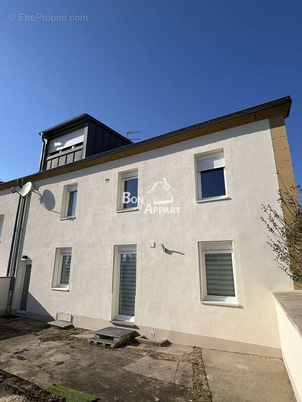 Appartement à LEXY