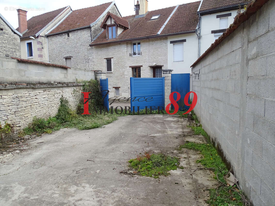 Maison à MUSSY-SUR-SEINE