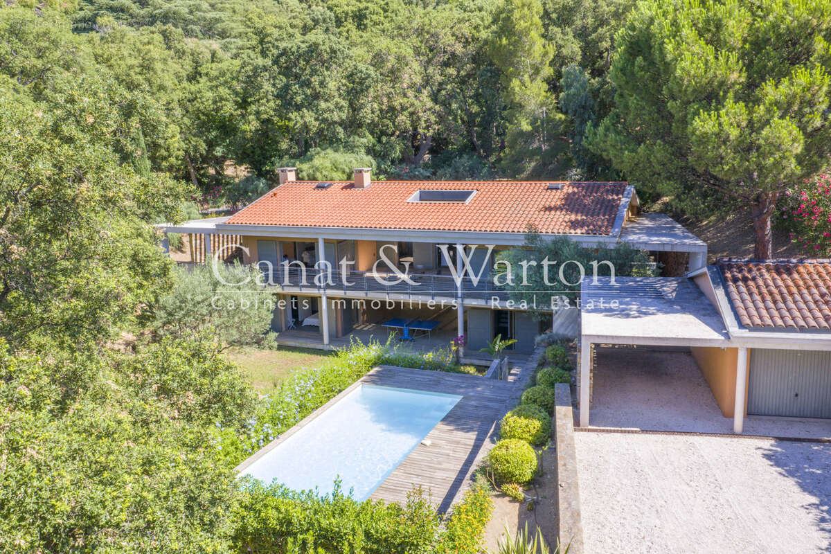 Maison à RAYOL-CANADEL-SUR-MER