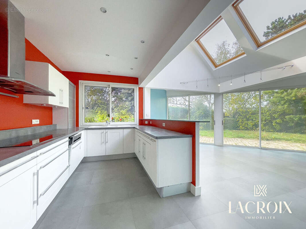 A vendre - maison 7 pièces - la chapelle des fougeretz - photo 7