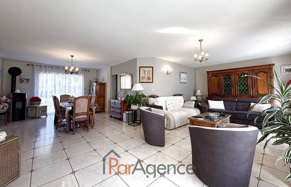 Maison à SAINT-PALAIS-SUR-MER