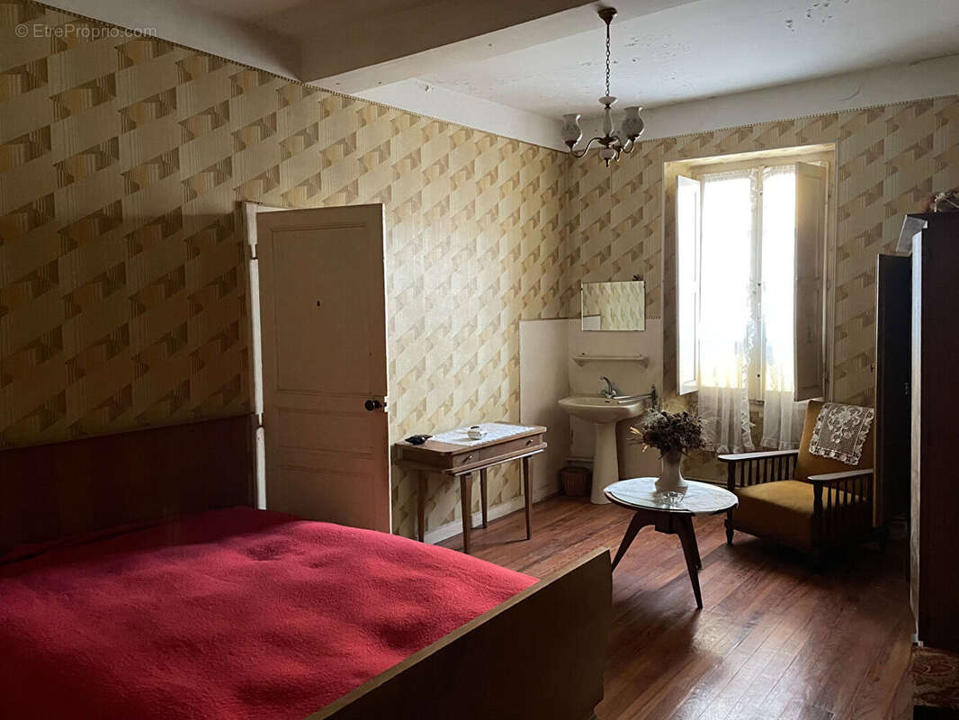 Appartement à OLORON-SAINTE-MARIE
