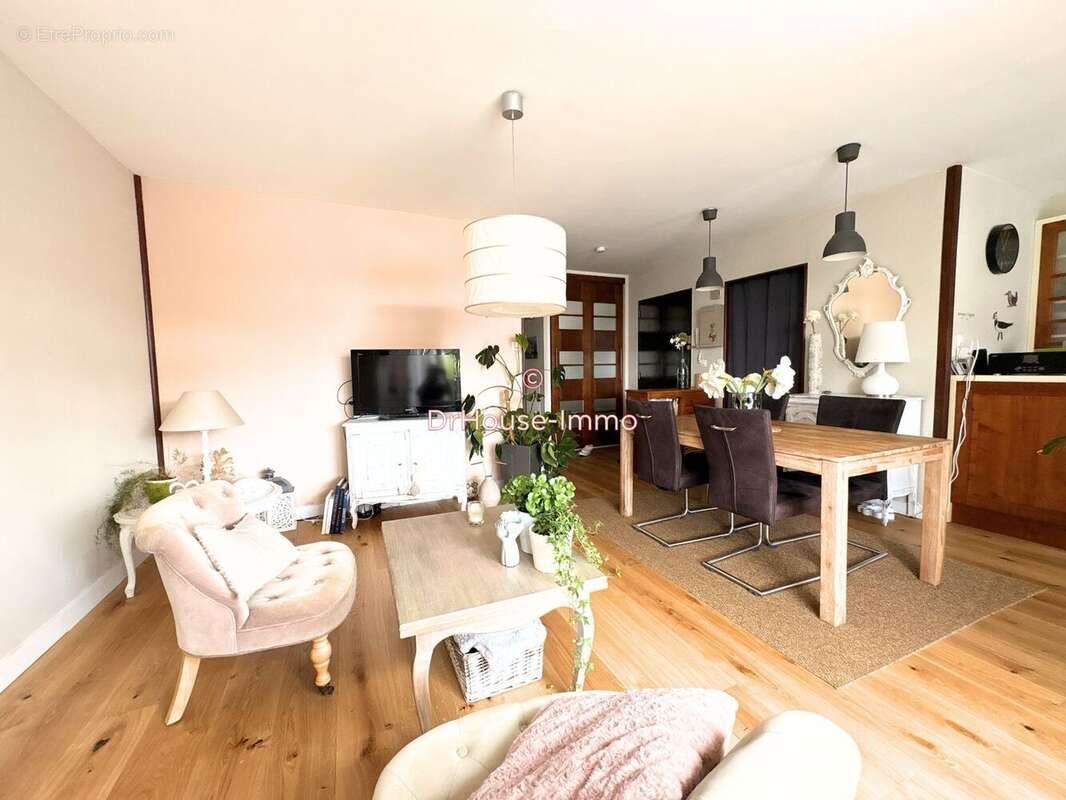 Appartement 67 m² à Reze  - photo 20