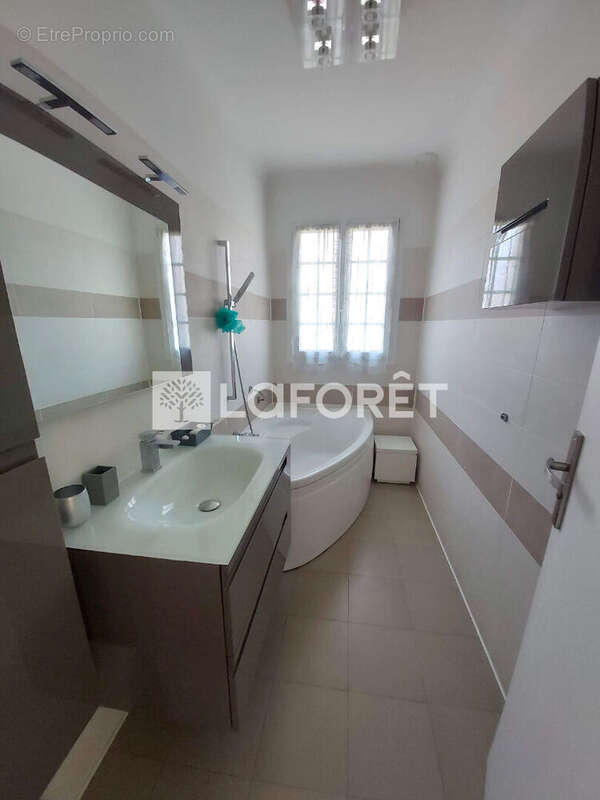 Maison à VILLEMOMBLE