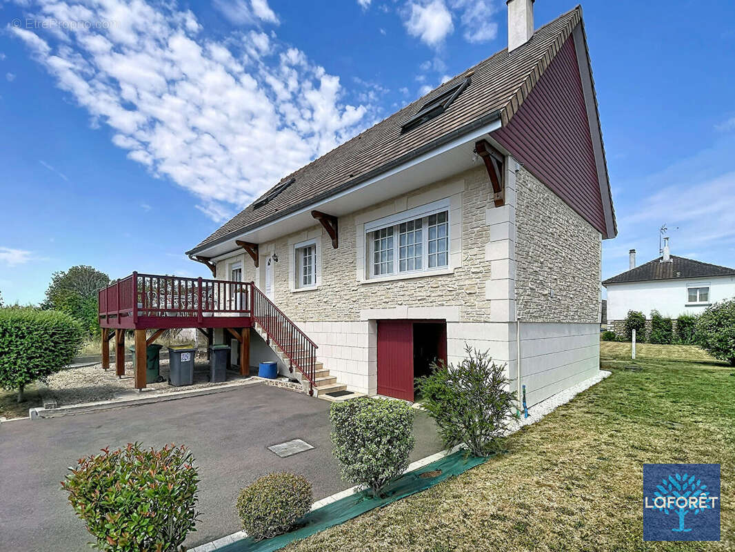 Maison Bernay 6 pièce(s) 102.36 m2 - photo 2