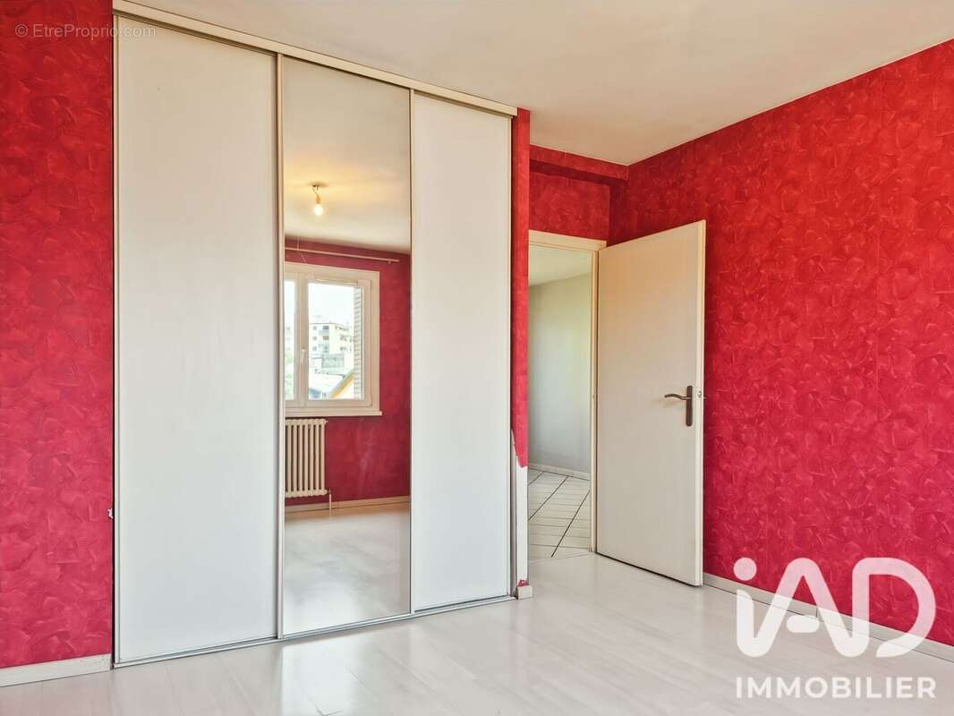 Appartement 59 m² à Chambery  - photo 8