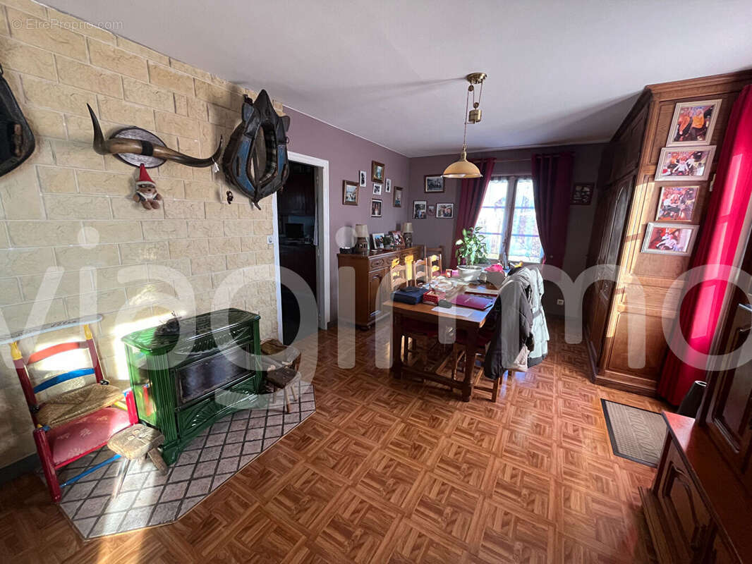 Maison à BEAUMONT-LE-ROGER